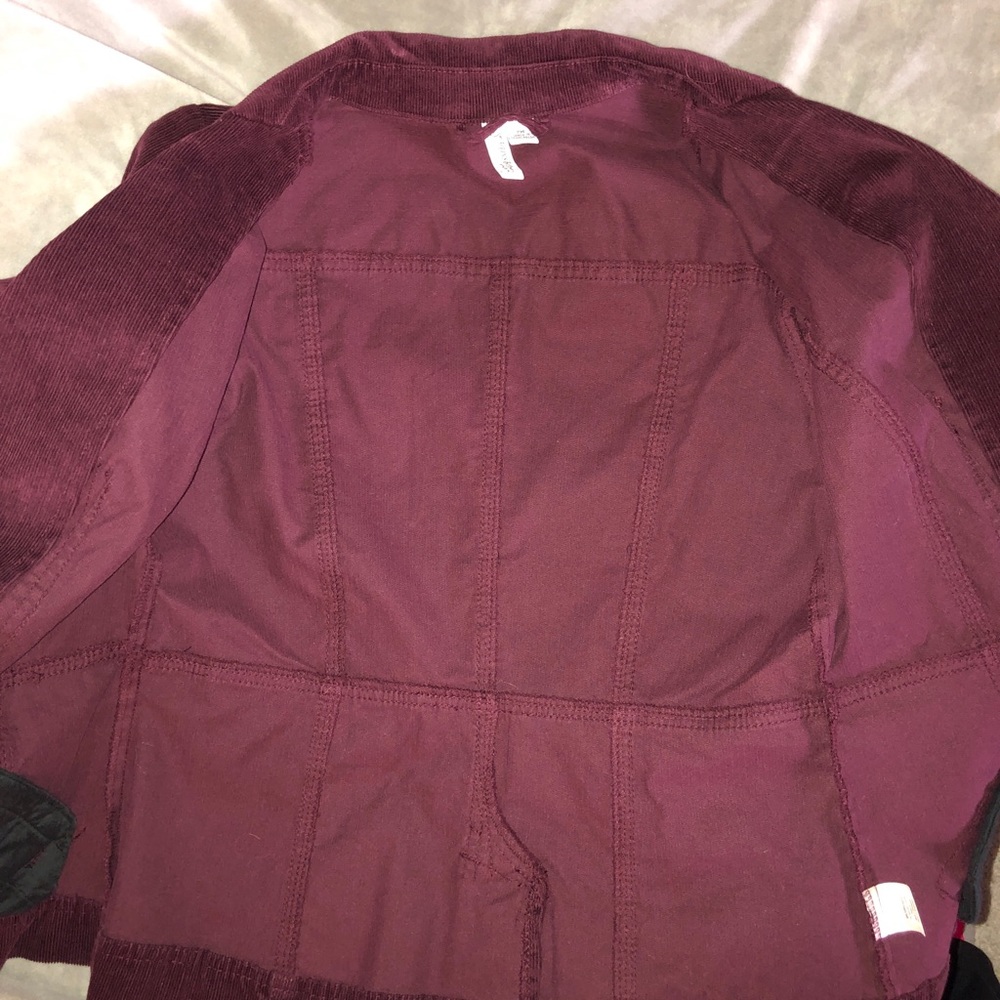 St. John’s Bay maroon corduroy blazer Sz MP - Picture 4 of 11